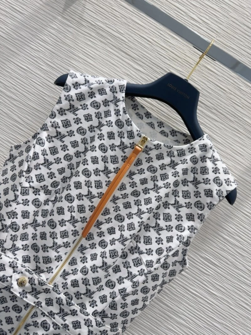 Resilient Louis Vuitton Dress 131824