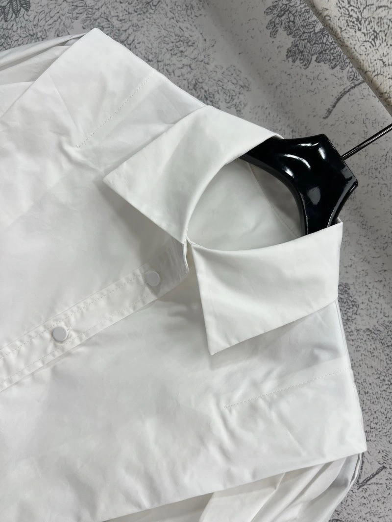 Louis Vuitton Dress Compact 130893