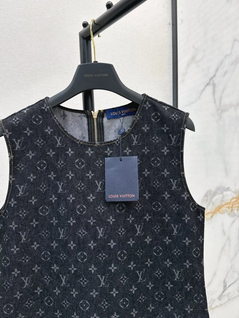 Sophisticated Louis Vuitton Dress 130892
