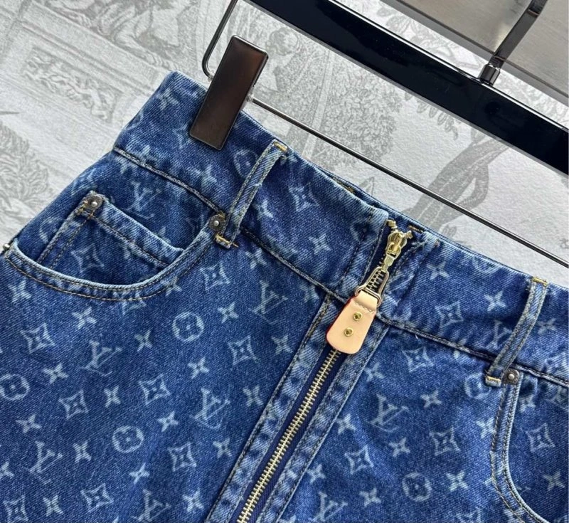 Louis Vuitton Dress Classic 130889
