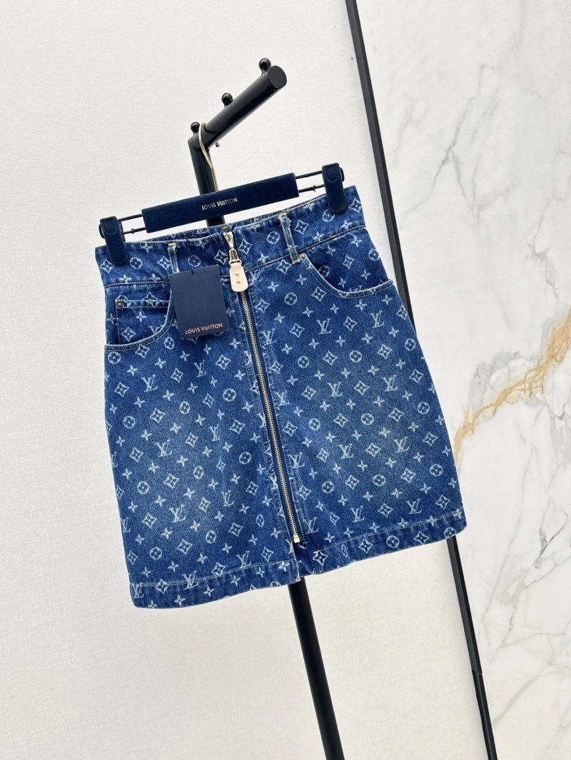 Louis Vuitton Dress DailyWear 130897