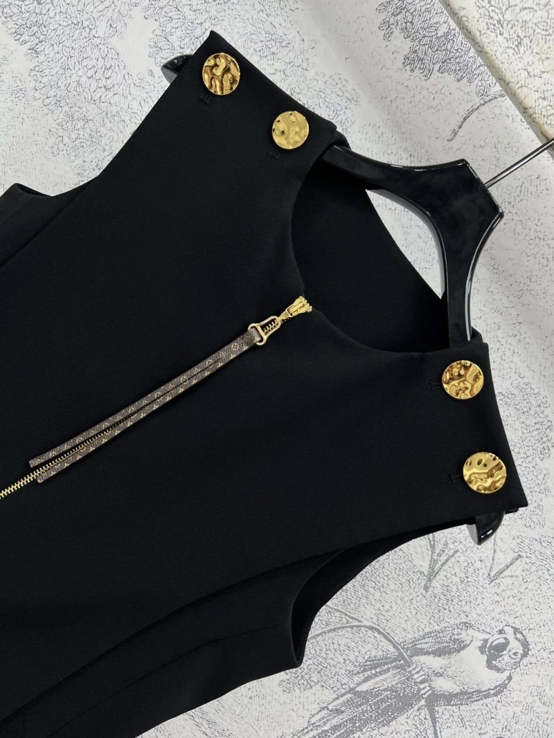 Versatile Louis Vuitton Dress 130873