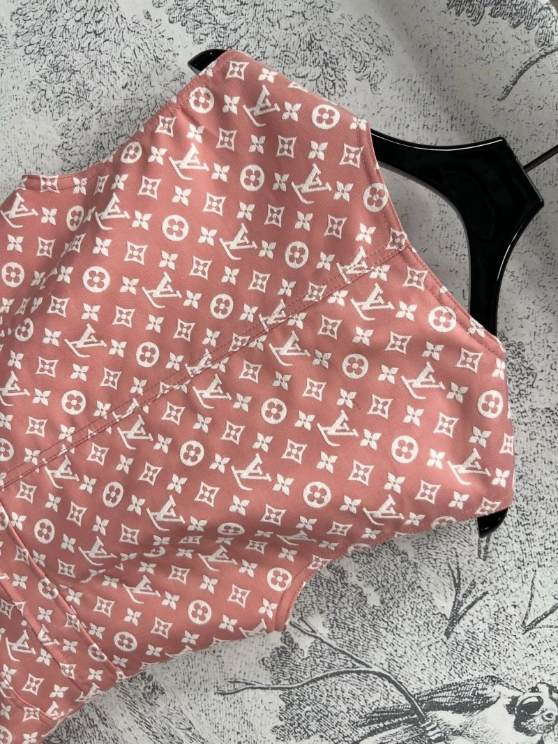 Louis Vuitton Dress TechFriendly 130877