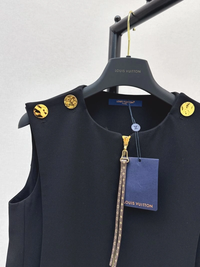 Effortless Louis Vuitton Dress 130840