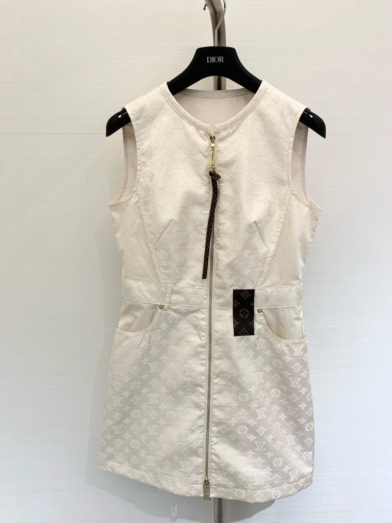 Louis Vuitton Dress Versatile 130838