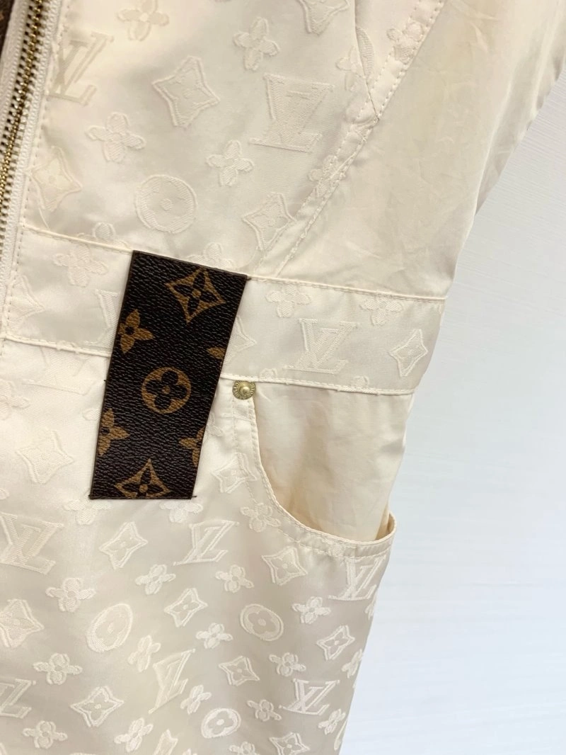 Louis Vuitton Dress Versatile 130838