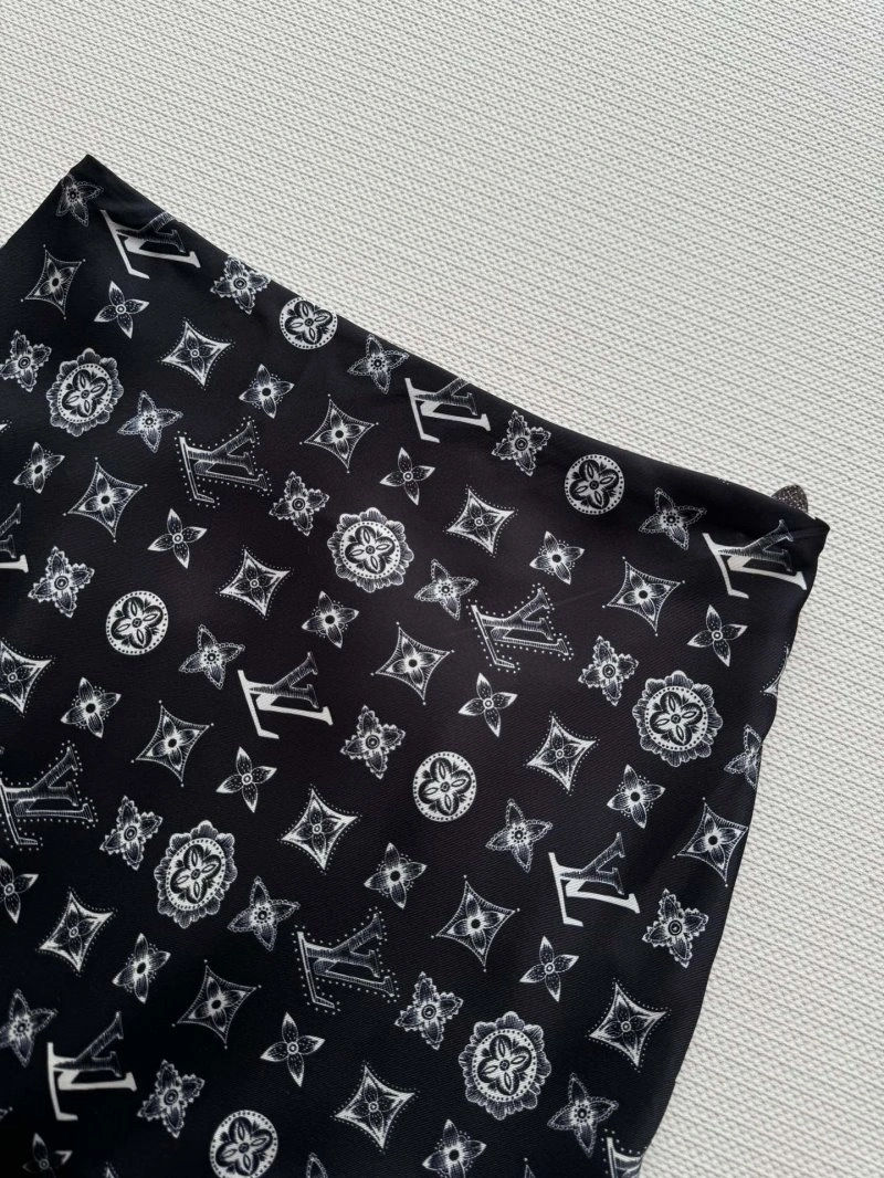 Louis Vuitton Dress Sophisticated 130816