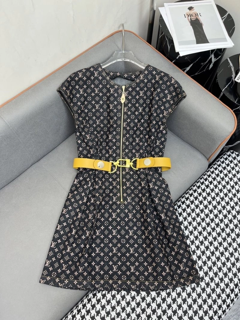 Louis Vuitton Dress Breathable 131448