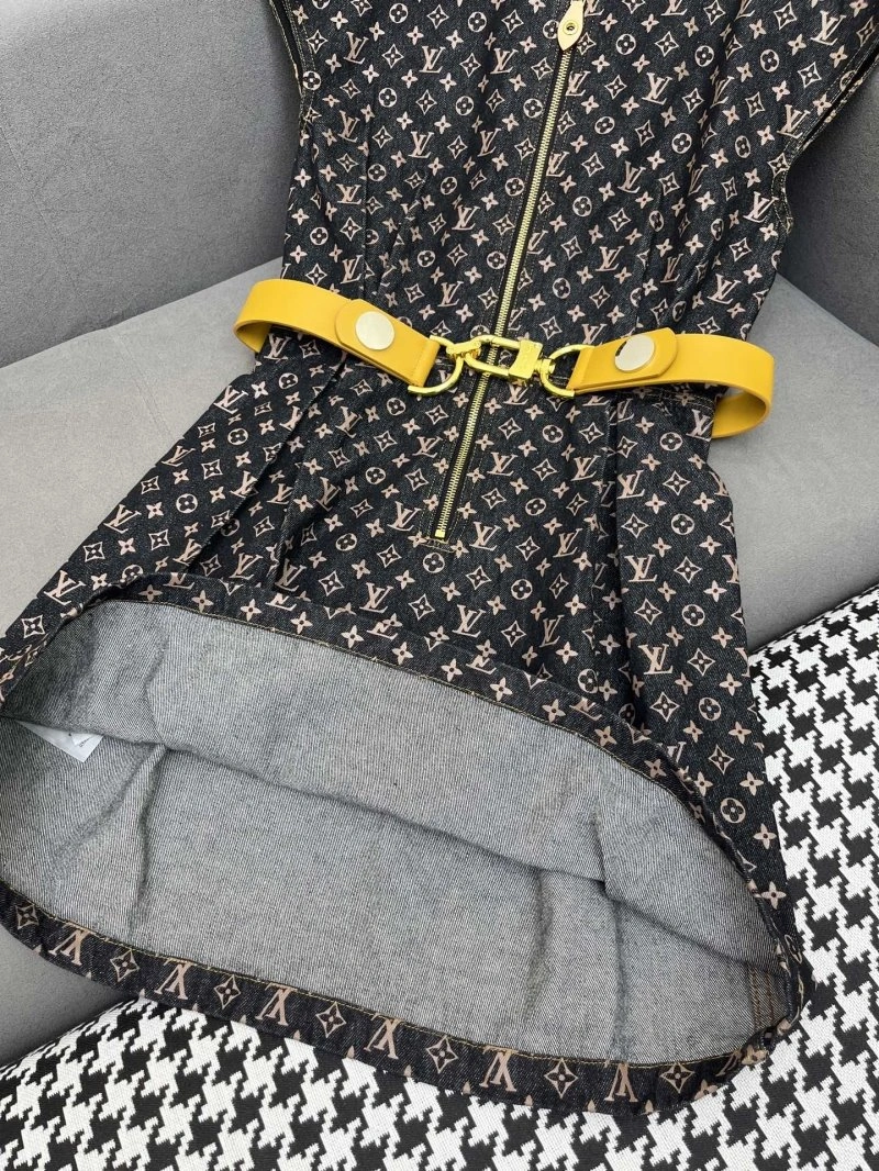 Louis Vuitton Dress Breathable 131448