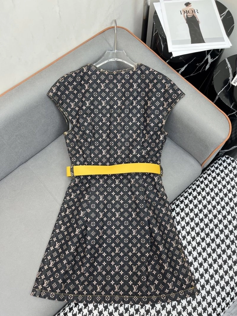 Louis Vuitton Dress Breathable 131448
