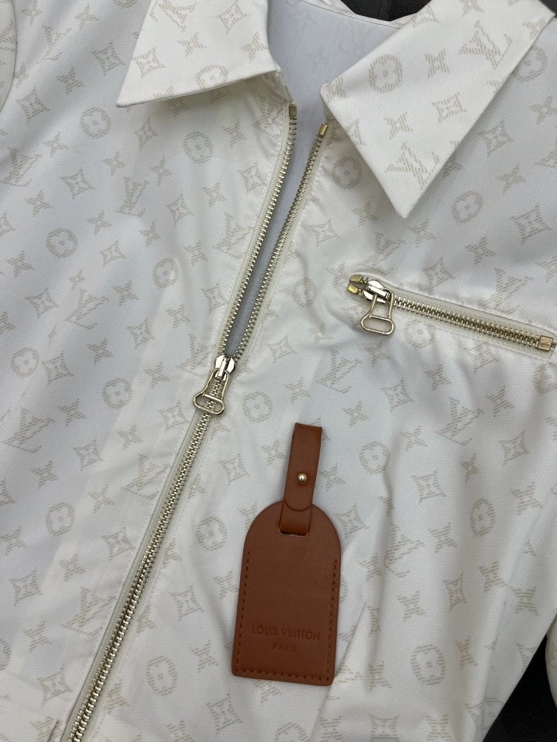 Louis Vuitton Dress WaterResistant 131436