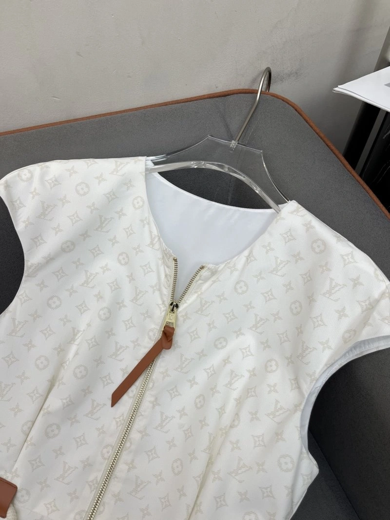 Supportive Louis Vuitton Dress 131435
