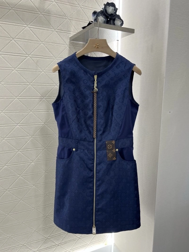 WaterResistant Louis Vuitton Dress 131289