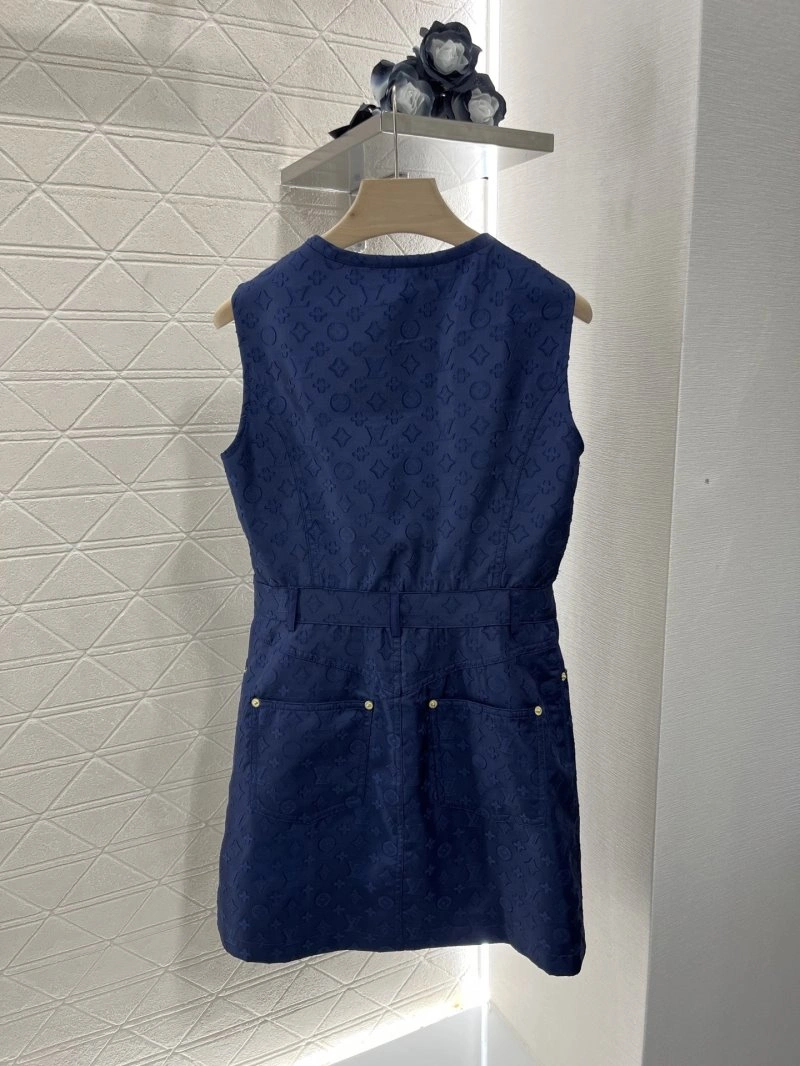 WaterResistant Louis Vuitton Dress 131289