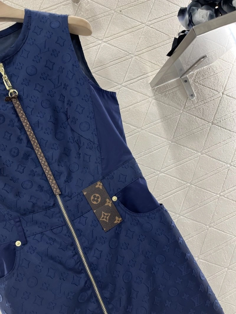 WaterResistant Louis Vuitton Dress 131289