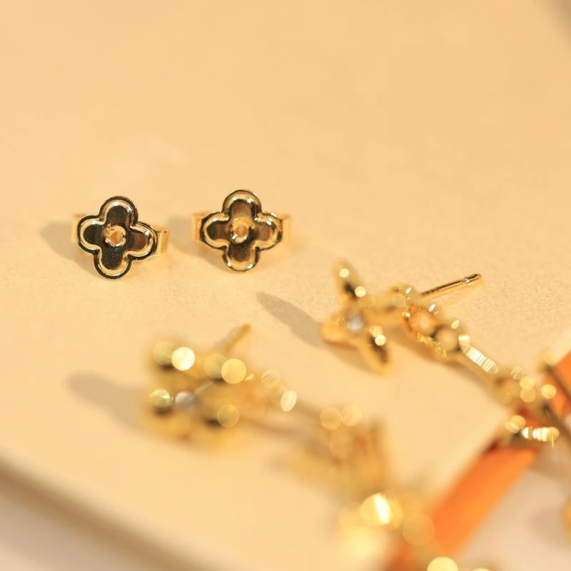 Stretchable Louis Vuitton Earrings 251413