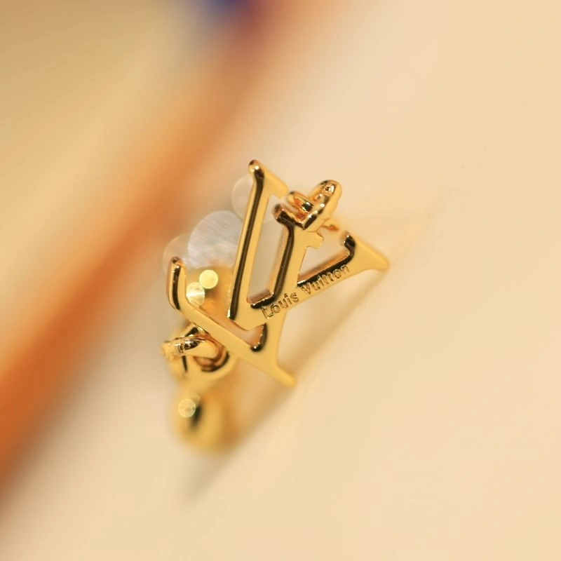 Stretchable Louis Vuitton Earrings 251413