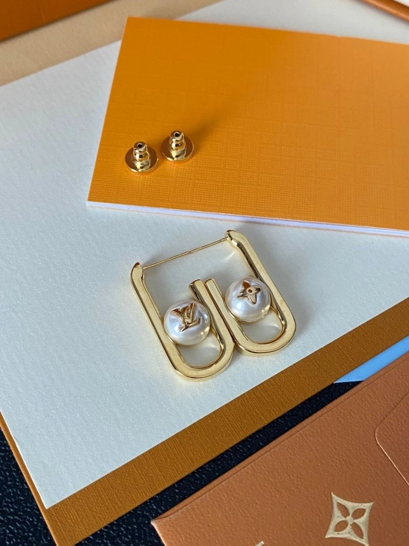 Sophisticated Louis Vuitton Earrings 251394