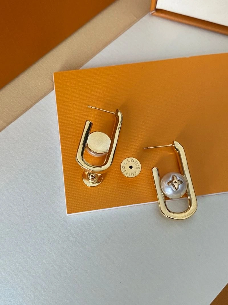 Sophisticated Louis Vuitton Earrings 251394