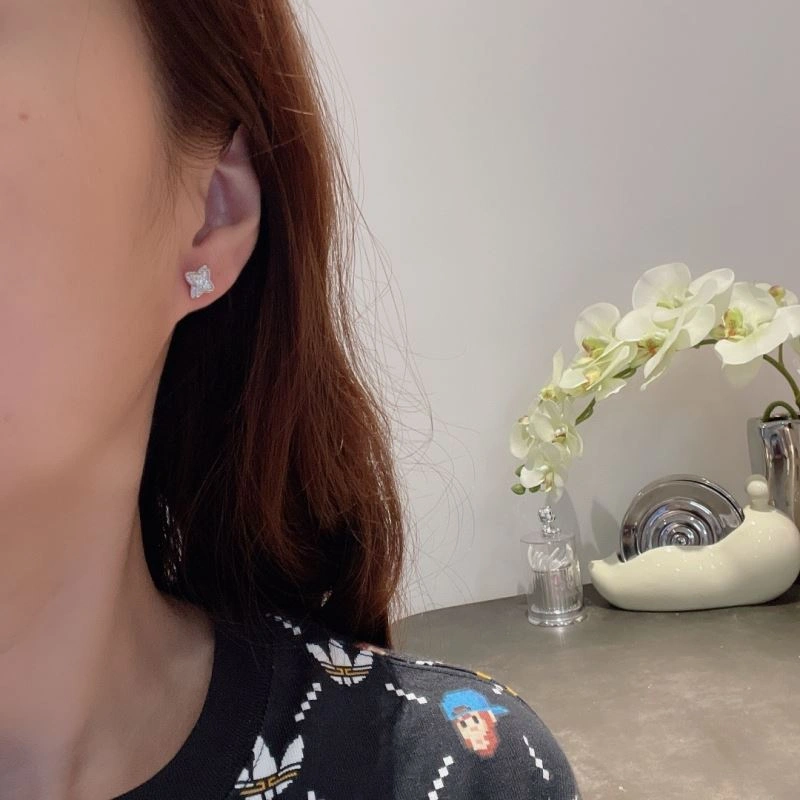 Cozy Louis Vuitton Earrings 251391