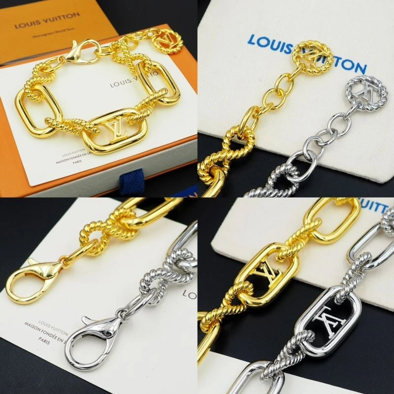 Louis Vuitton Earrings Packable 251264