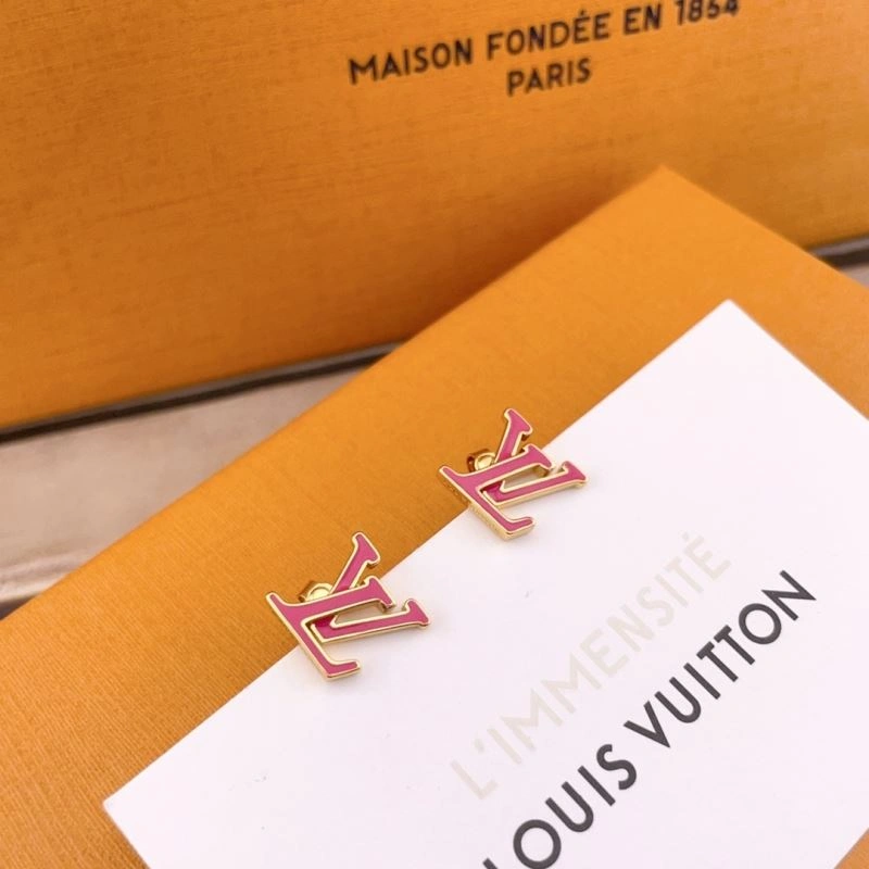 EyeCatching Louis Vuitton Earrings 251254