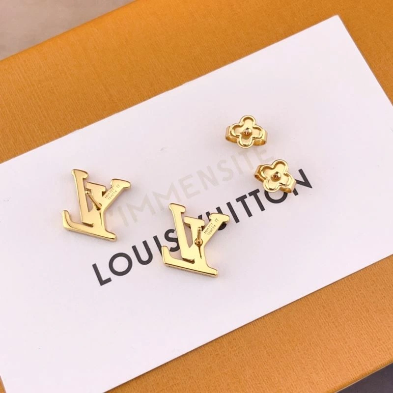 EyeCatching Louis Vuitton Earrings 251254