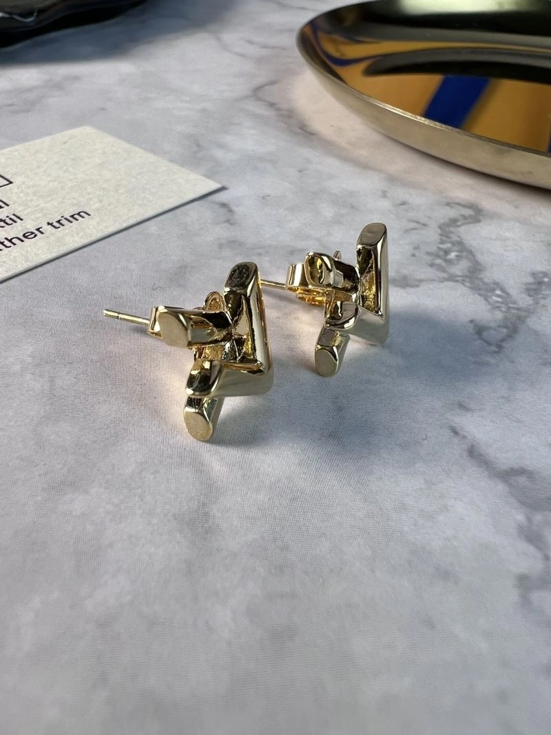 Classic Louis Vuitton Earrings 251716