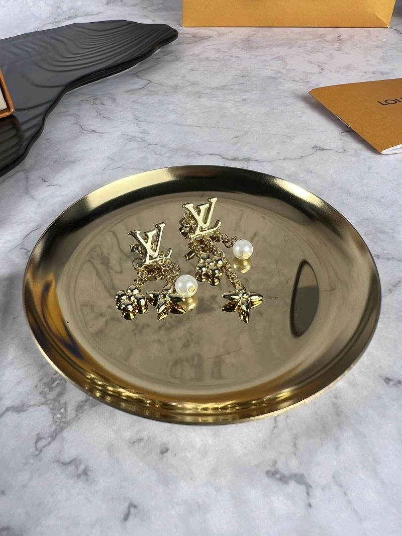 Louis Vuitton Earrings Effortless 251712