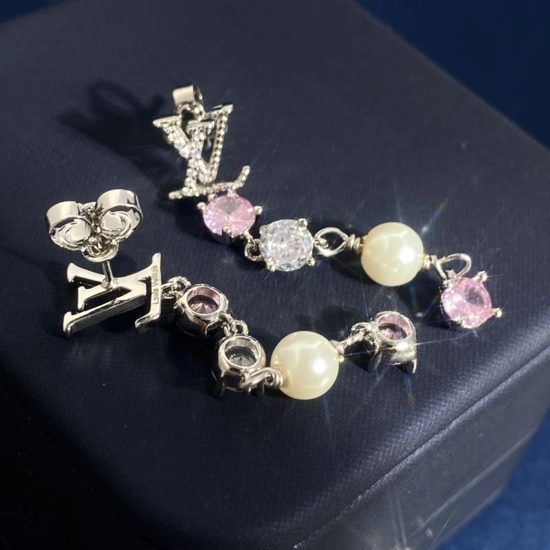 Louis Vuitton Earrings Sophisticated 251710