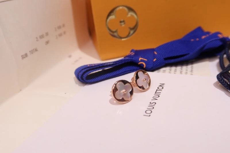 Louis Vuitton Earrings TimelessDesign 251690