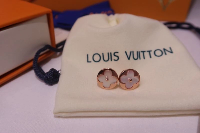 Louis Vuitton Earrings TimelessDesign 251690