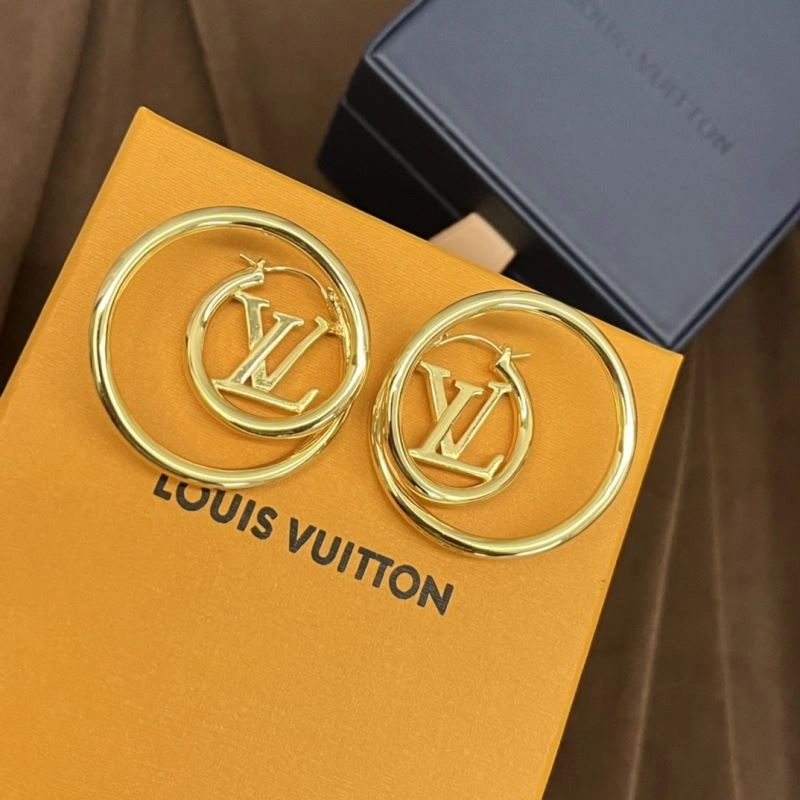 UrbanChic Louis Vuitton Earrings 251544