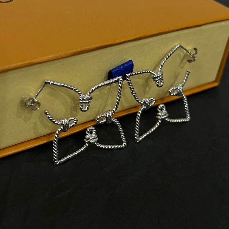 Louis Vuitton Earrings Compact 251522