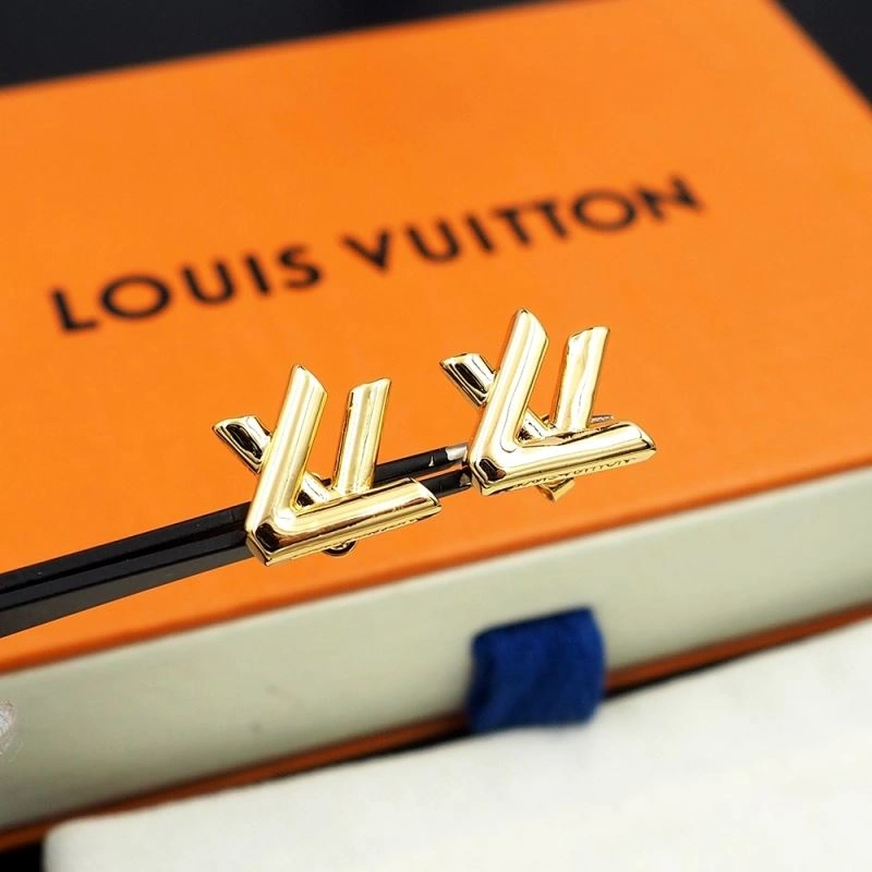 Louis Vuitton Earrings UrbanChic 251093