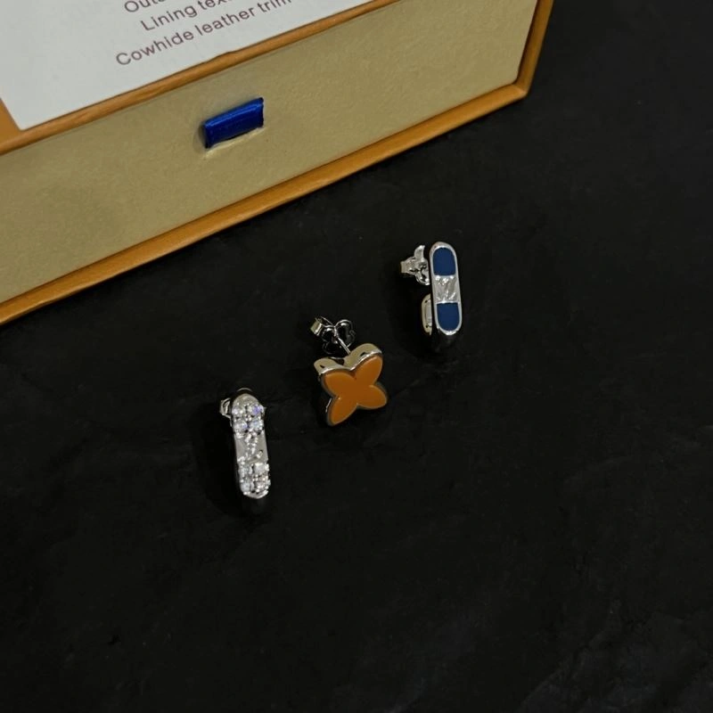 Premium Louis Vuitton Earrings 251078