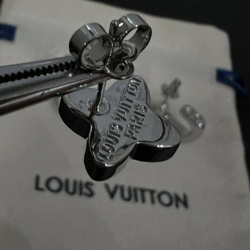 Premium Louis Vuitton Earrings 251078