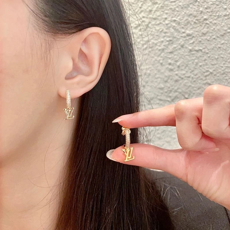 Chic Louis Vuitton Earrings 251085