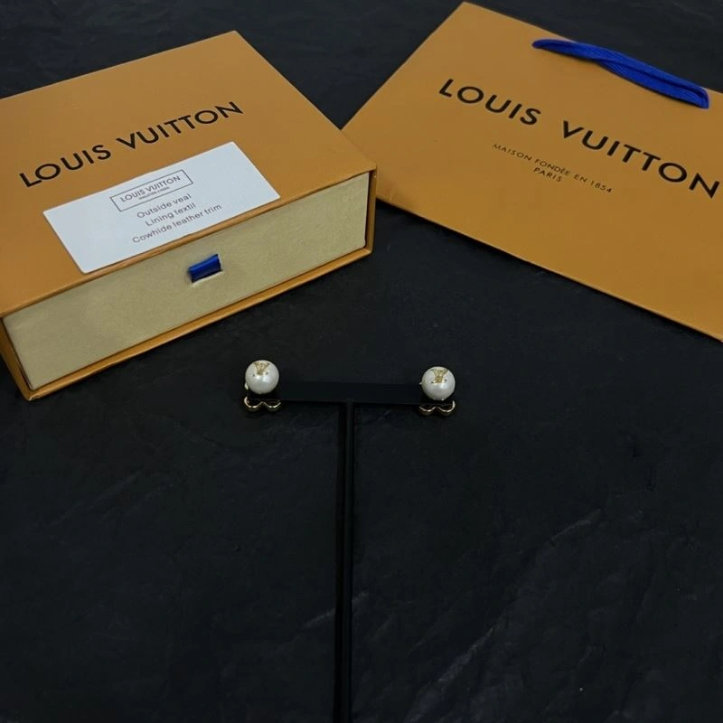 Louis Vuitton Earrings Affordable 251071