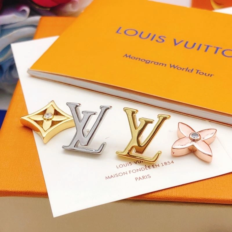 Compact Louis Vuitton Earrings 251080