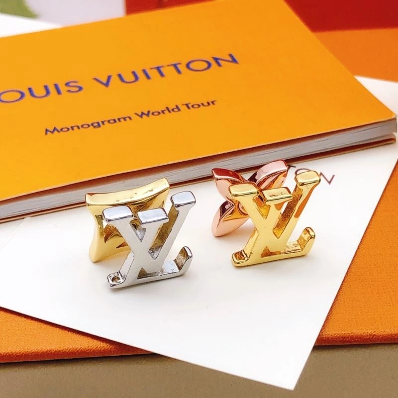 Compact Louis Vuitton Earrings 251080