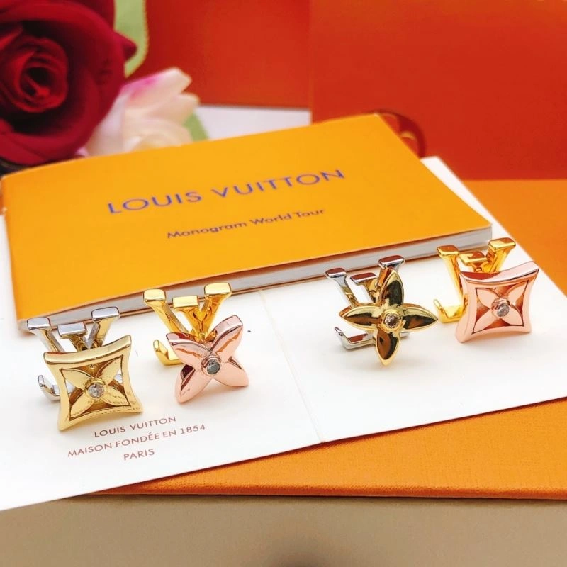 Compact Louis Vuitton Earrings 251080