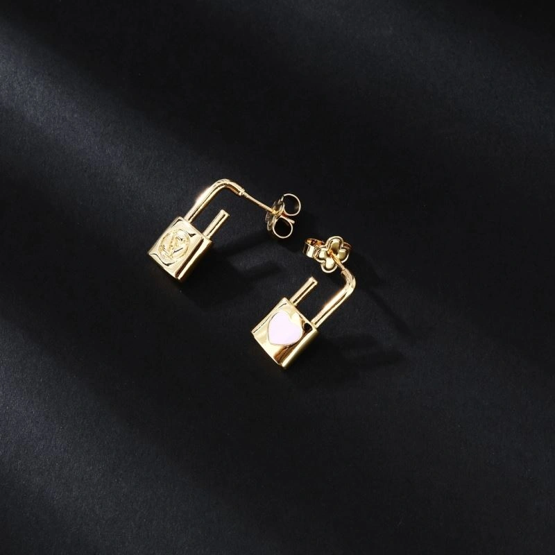 Compact Louis Vuitton Earrings 250953