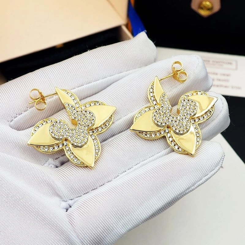 TechFriendly Louis Vuitton Earrings 250932