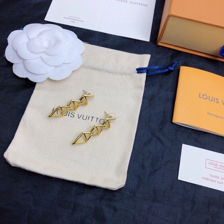 Louis Vuitton Earrings FashionForward 250661
