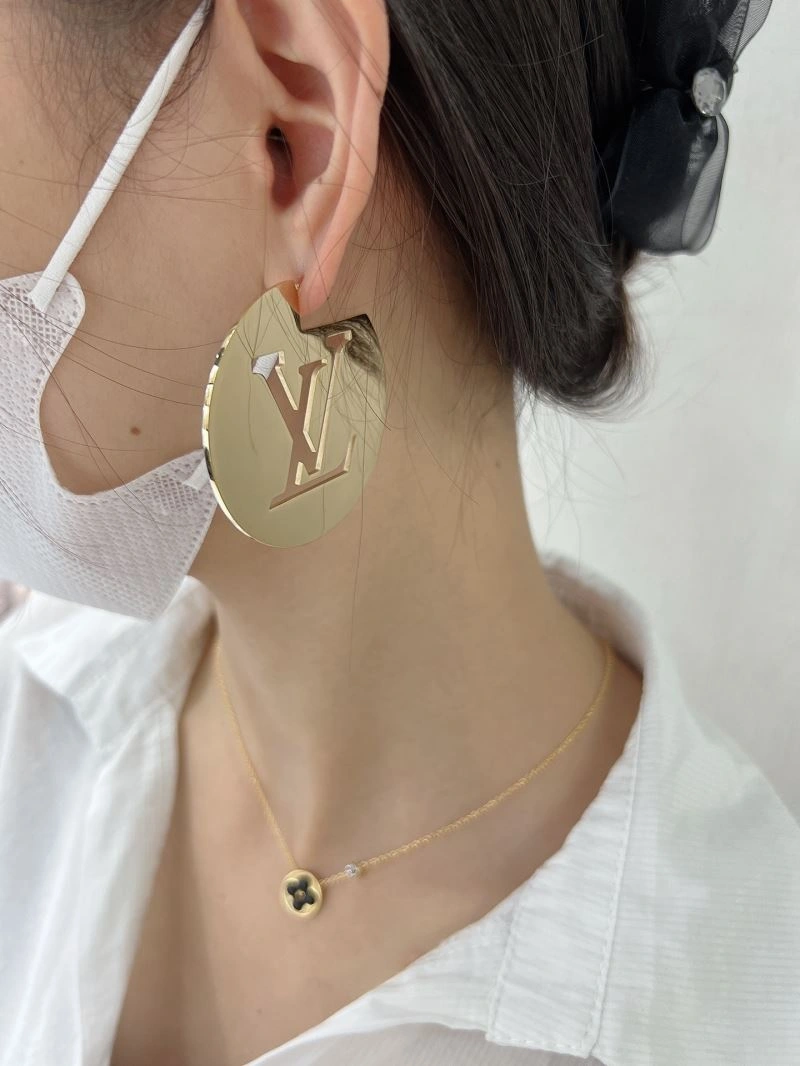 Louis Vuitton Earrings Stretchable 250671