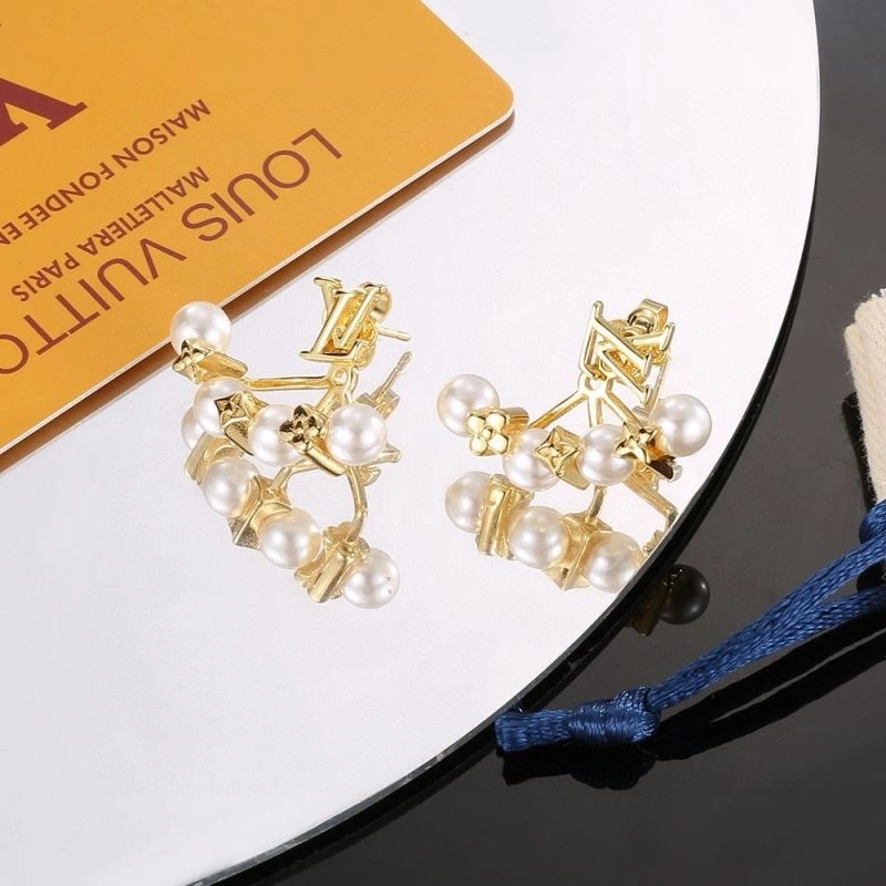 Louis Vuitton Earrings EyeCatching 250663