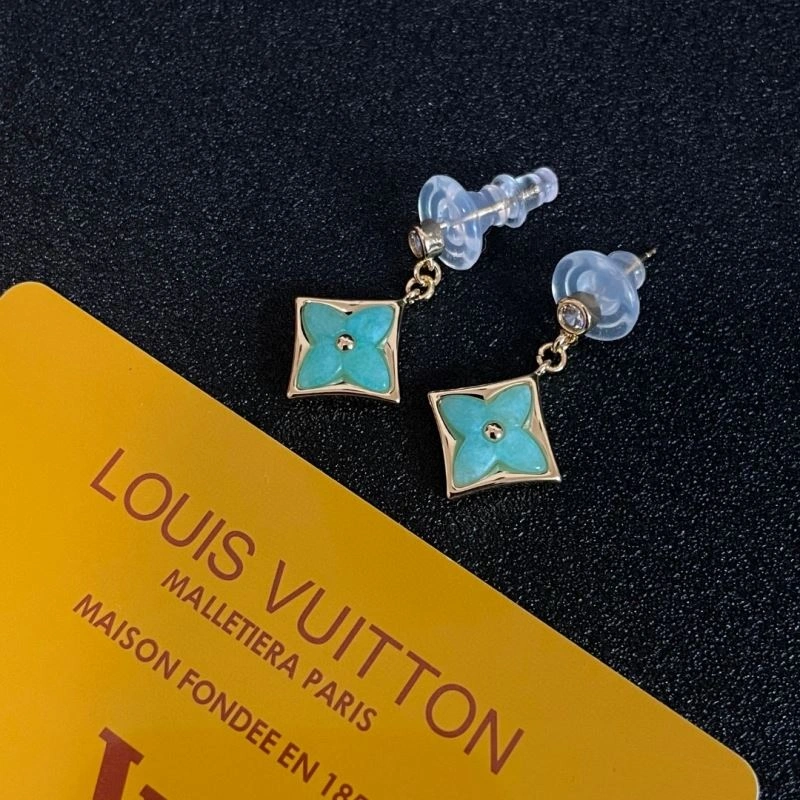 EyeCatching Louis Vuitton Earrings 250647
