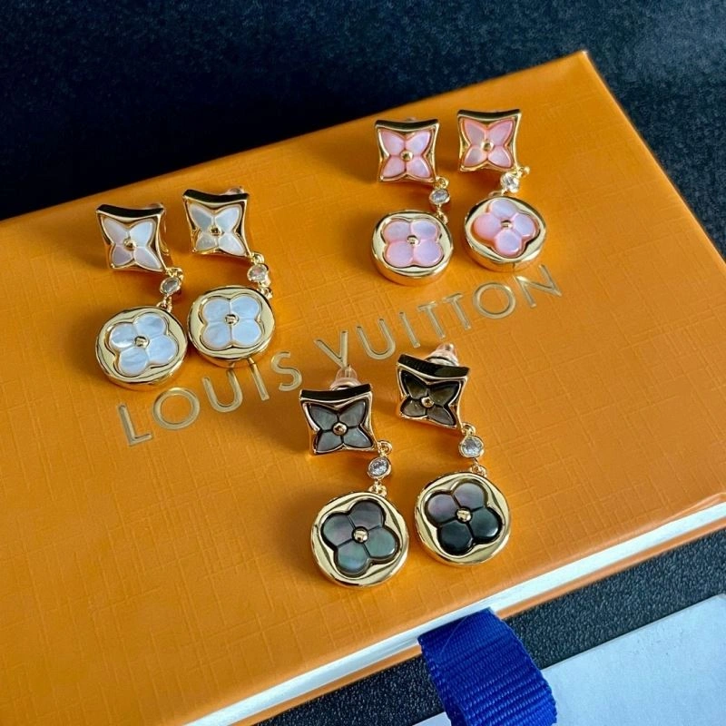 Elegant Louis Vuitton Earrings 250646