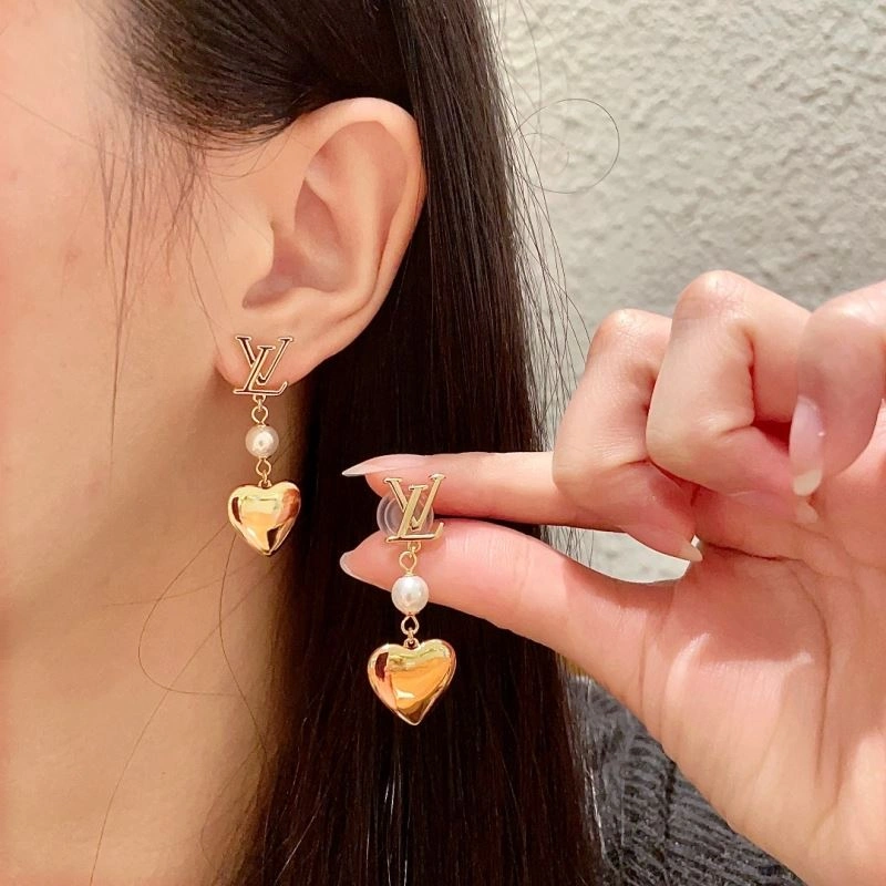Compact Louis Vuitton Earrings 250626